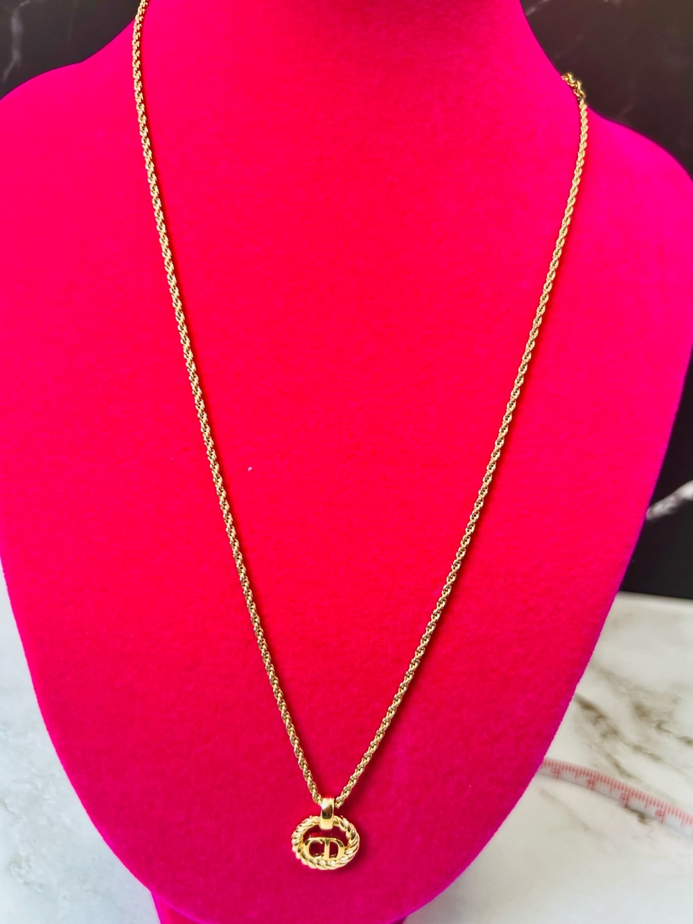 Vintage Dior Gold Plate CD Logo Rope Circle Pendant Necklace 17.5”(extender) GUC - Picture 4 of 7